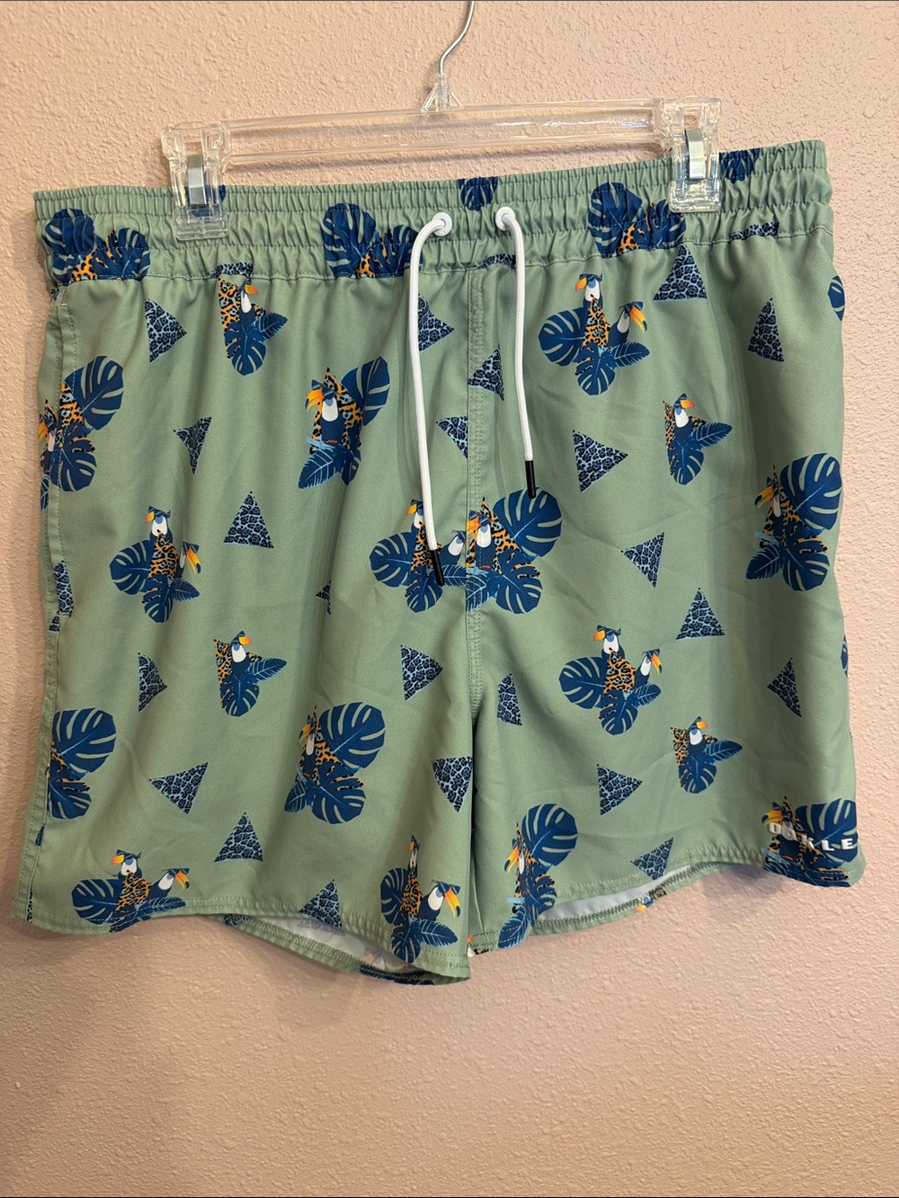 Oakley Tropical Toucan 16 Swim Shorts